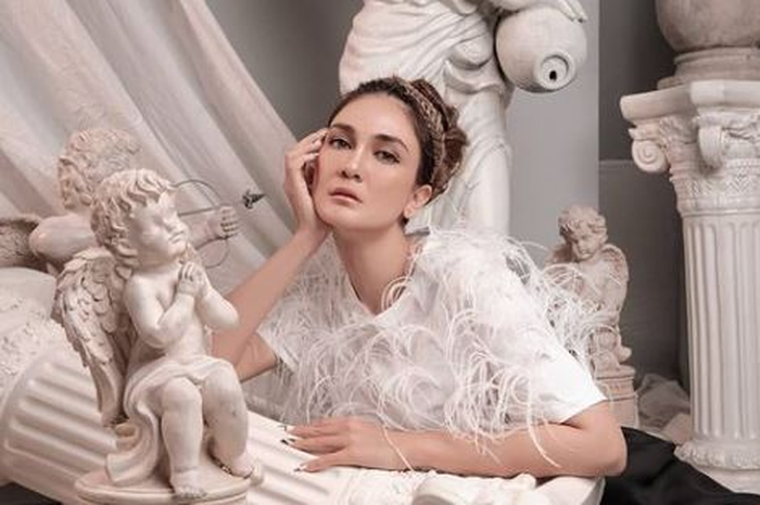 Luna Maya 