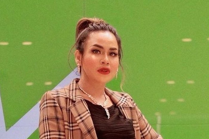 Melaney Ricardo ceritakan kerugian saat terinfesi virus corona