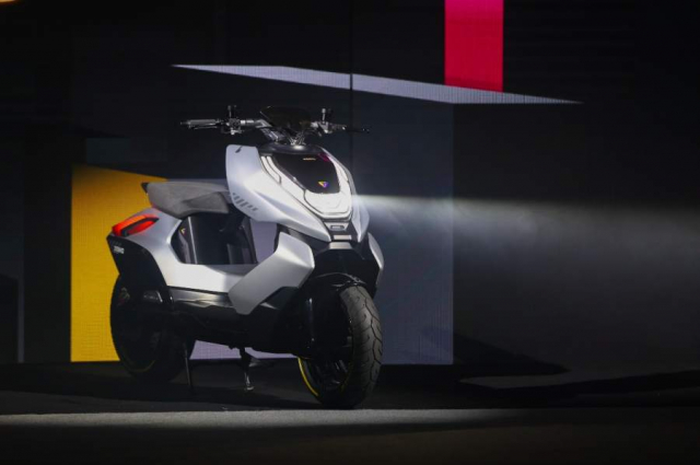 CFMOTO Zeeho Cyber.