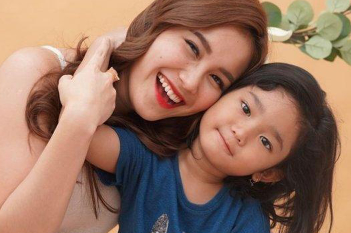 Respon Bilqis mengenai pernikahan Ayu Ting-Ting sempat meminta sudah tidak usah miliki ayah