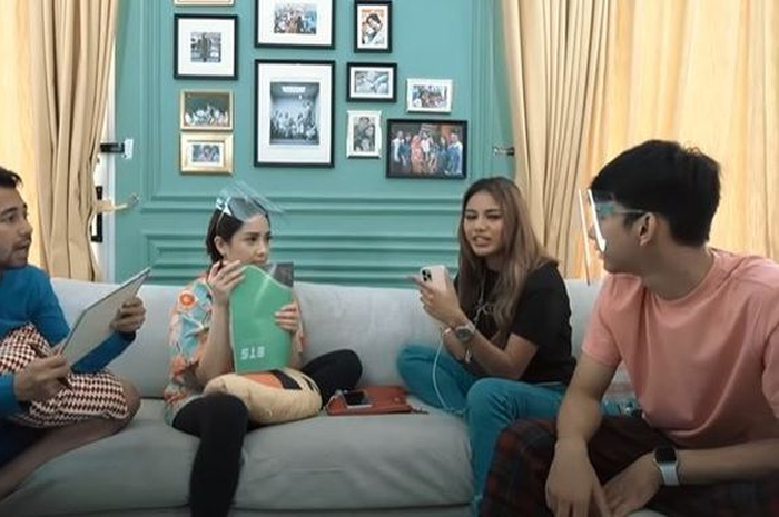 Raffi Ahmad cerita tak pernah dipeluk Nagiat Slavina setiap kali bangun tidur