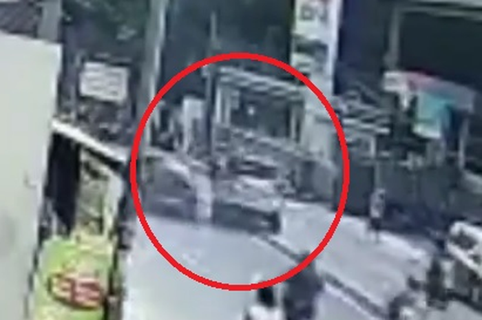 Kecelakaan mau pasar Minggu nemewaskan satu pengendara motor
