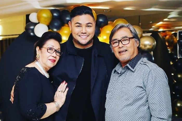 Baru-baru ini, Ivan Gunawan blak-blakkan beberkan alasannya tak pernah ingin kunjungi rumah ibunya, ada apa?