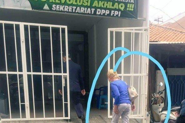 Foto staf diplomatik Kedubes Jerman datangi markas FPI di Petamburan 
