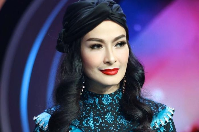 Iis Dahlia 