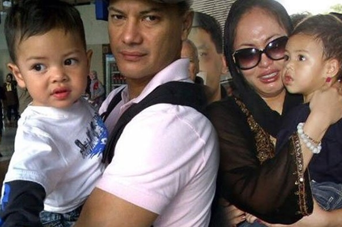 Sejak kecil ditinggal ayah menghadap sang pencipta dan ibunya di bui, Keanu Massaid ungkap keinginan terbesarnya setelah Angelina Sondakh bebas
