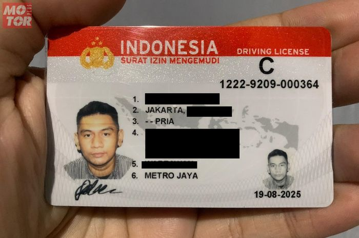 Ilustrasi. Bikin SIM baru gak perlu bayar alias gratis, ini syaratnya.