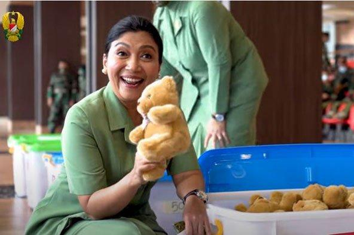 Istri Jenderal Andika Perkasa, Hetty Andika Perkasa.