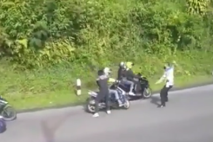 Viral video polisi razia knalpot brong hingga pukul motor di Subang, Jawa Barat, begini penjelasan polisi.