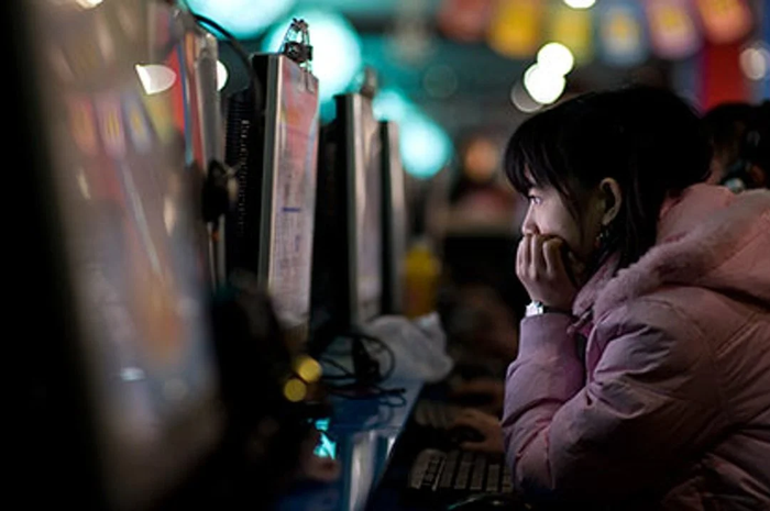 Menghilang Sejak Usia 14 Tahun, Wanita Ini Ditemukan Hidup di Warnet Selama 10 Tahun, Ini Caranya Bertahan Hidup