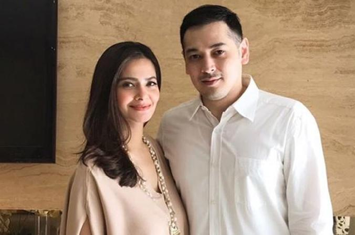 Buat Richard Kevin ikhlas terima masa lalunya yang kelam, intip potret lugu nan cantik Cut Tari saat masih muda dulu