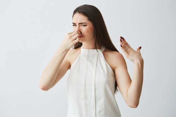 Tips menghilangkan bau badan 