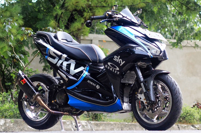 Yamaha Aerox 155 modifikasi dengan livery SkyVR46