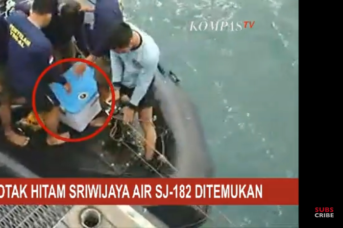 Black box pesawat Sriwijaya Air SJ 182 ditemukan.