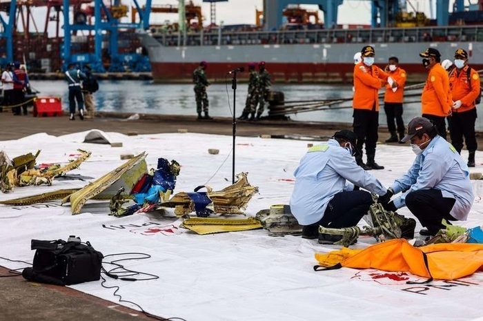 Update pencarian korban Sriwijaya Air SJ 182, 74 kantong jenazah ditemukan
