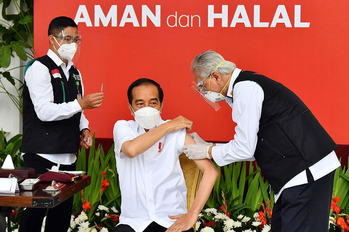 Jokowi menerima vaksinasi covid-19
