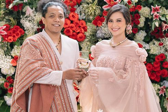 Arie Kriting dan Indah Permatasari
