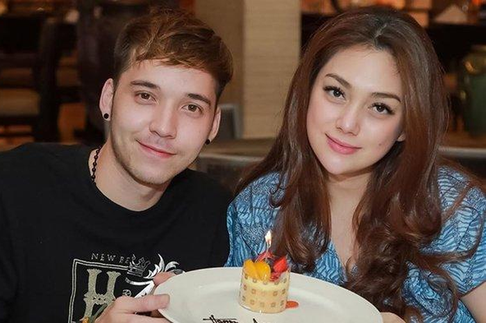Rumah tangga Celine Evangelista dan Stevan William dikabarkan di ujung tanduk.