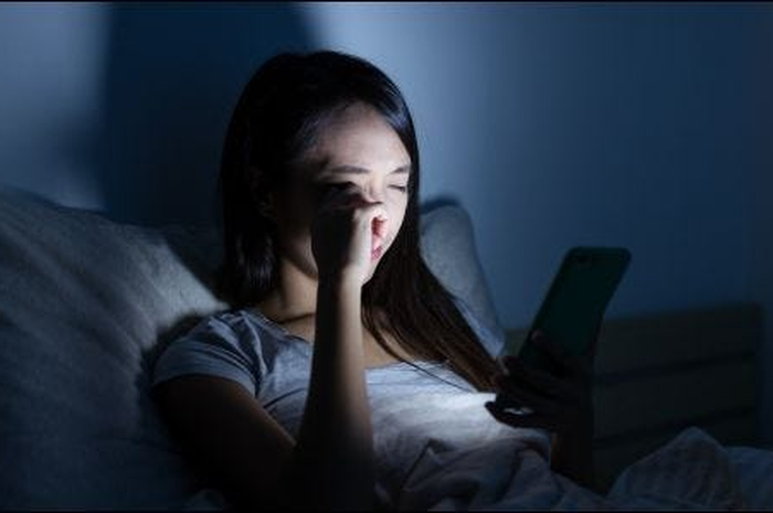 Teleponan sebelum tidur