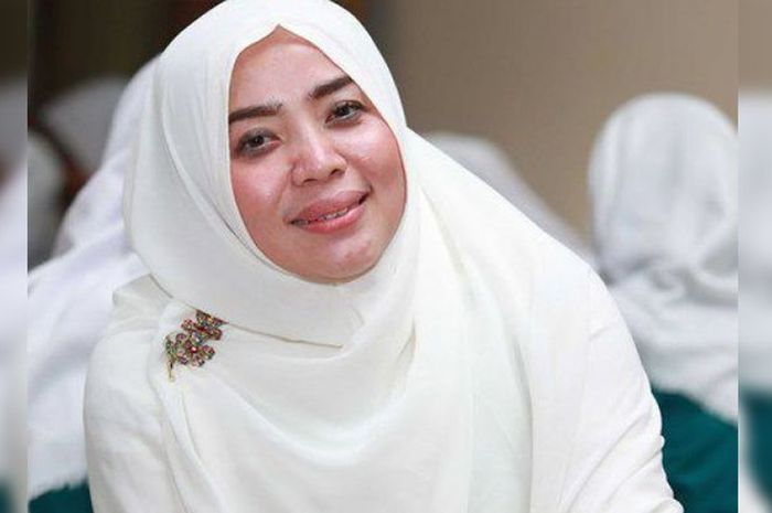Muzdalifah ngaku ditipu suami ketiga