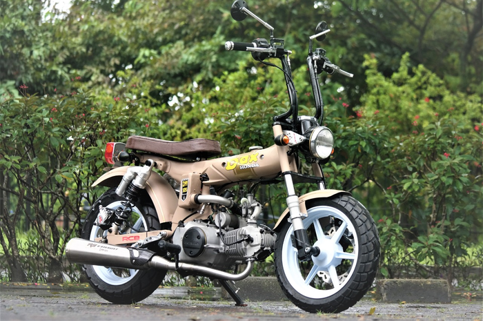 Honda Dax aslinya dari Karisma difacelift lagi dari versi sebelumnya warna hitam