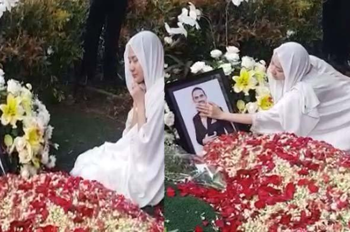 BCL saat bersimpuh di depan pusara Ashraf Sinclair, menangis saat elus foto suami 