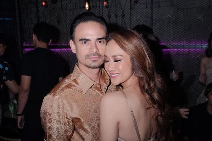 Bunga Citra Lestari dan Ashraf Sinclair. 