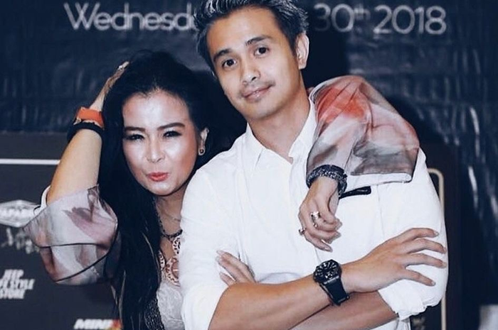 Jennifer Jill dan Ajun Perwira