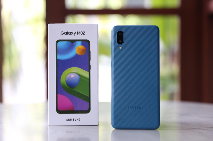 Tampilan Samsung Galaxy M02