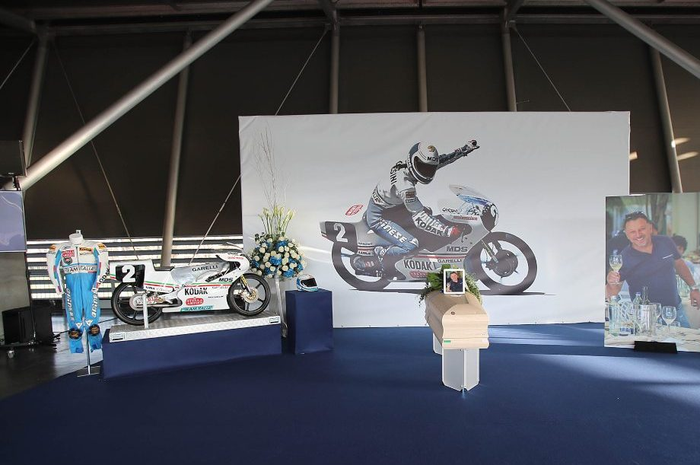 Pengamat MotoGP, Guido Meda bilang tidak lah mudah untuk melanjutkan proyek Fausto Gresini di tim Gresini Racing.