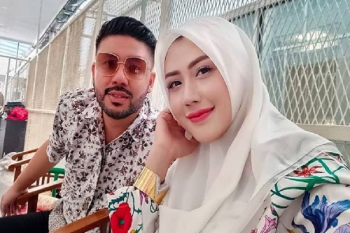 Rey Utami dan Pablo Benua