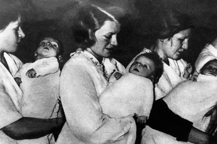 'Saya lahir dalam peternakan manusia yang dibuat Nazi'