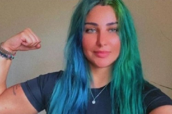 Refa al-Yemi, seorang ibu sekaligus pelatih kebugaran di Arab Saudi. Dia kehilangan hak asuh anak setelah suaminya menggunakan tato dan warna rambut untuk membuktikan kepada haim bahwa Refa bukanlah ibu yang baik.