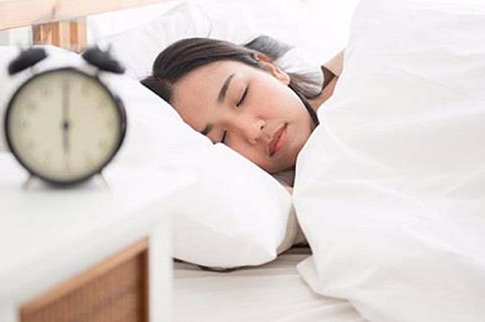Bukan Makanan, Posisi Tidur ini Justru Bisa Buat Kita Semua Bisa Kena Kanker Payudara, Hati-hati Buat Para Wanita!