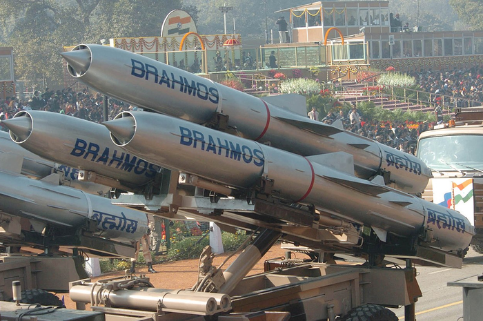 Rudal supersonik BrahMos PJ-10 yang dibeli dari India dapat membantu Filipina memperkuat kemampuannya dalam melindungi perairan pesisir.