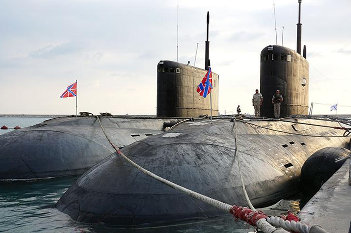Rusia mengirimkan kapal itu dalam upaya untuk memamerkan kekuatan militer yang belum pernah terjadi sebelumnya dalam sejarah.