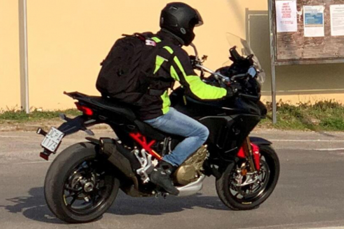 Wuih, muncul spy shot motor baru Ducati Multistrada V4 versi balap!
