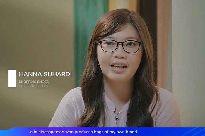 Hanna Suhardi, pemilik Shopping Shoes.