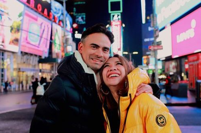 Bunga Citra Lestari dan Ashraf Sinclair