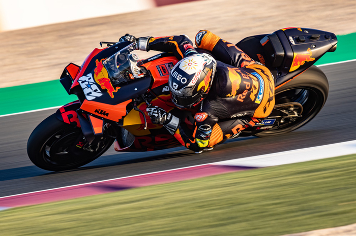 Pembalap MotoGP Miguel Oliveira bilang sirkuit Losail Qatar gak cocok buat tes motor MotoGP