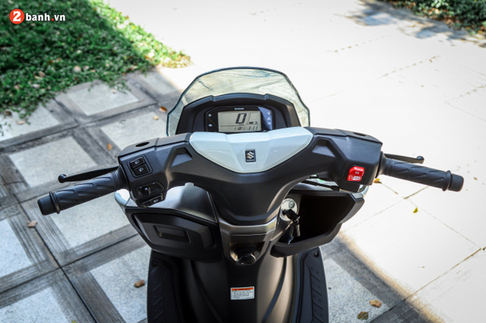 Fitur Suzuki Burgman Street 125.