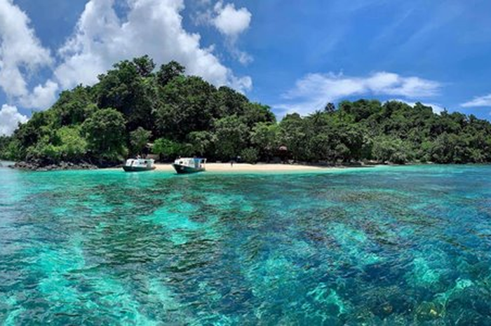 Pulau ini digadang sebagai tempat paling strategis di dunia untuk penucuran roket ruang angkasa SpaceX milik perusahaan Elon Musk.
