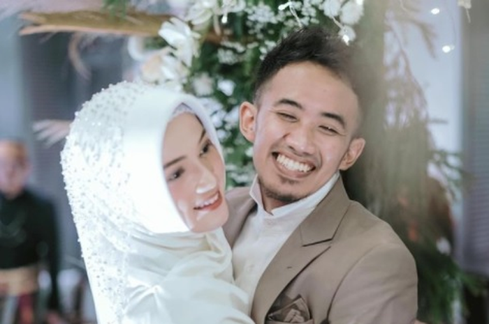 Jawaban Ustaz Syam dan istri, Jihan Salsabila.