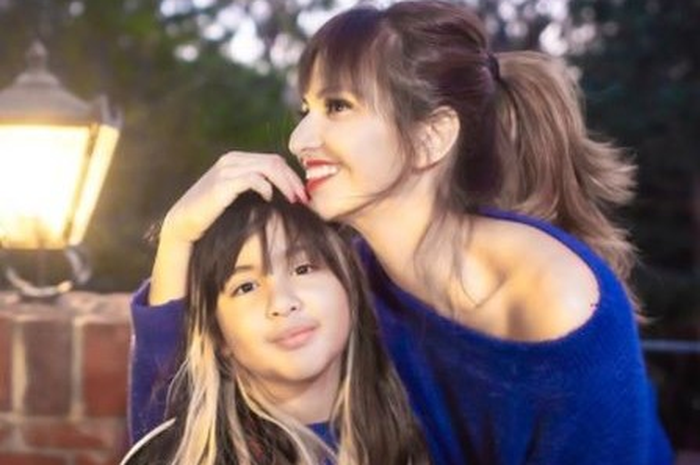 Nia Ramadhani dan Mikhayla