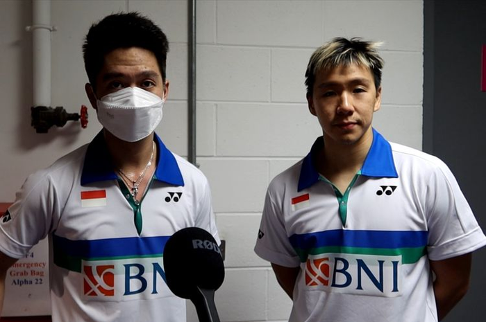 Ganda putra Indonesia, Marcus Fernaldi Gideon/Kevin Sanjaya Sukamuljo, sukses melaju ke 16 besar All England Open 2021.