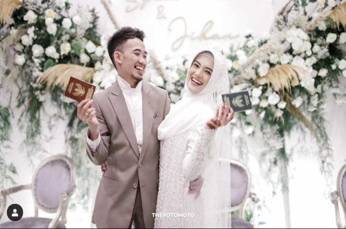 Ustad Syam El Marusy dan Istri