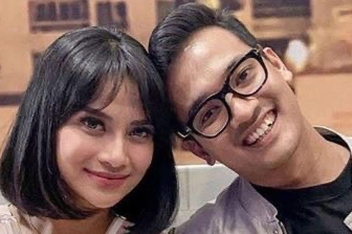 Vanessa Angel dan Bibi Ardiansyah 