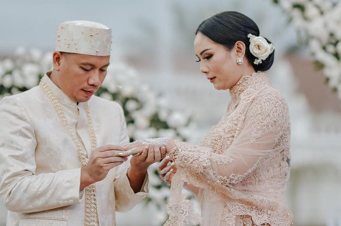 Vicky Prasetyo dan Kalina Ocktaranny ternyata baru nikah siri