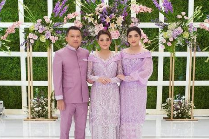 Anang Hermansyah bersama Aurel dan Ashanty