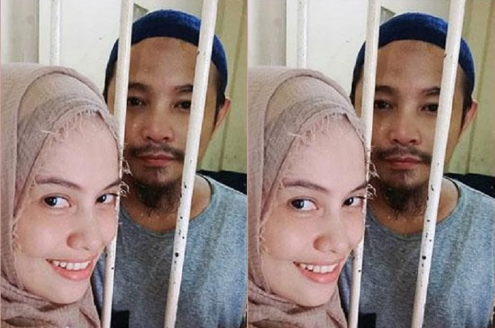 Istri Zul Zivilia, Retno Paradinah, setia membesuk sang suami dari balik jeruji besi.